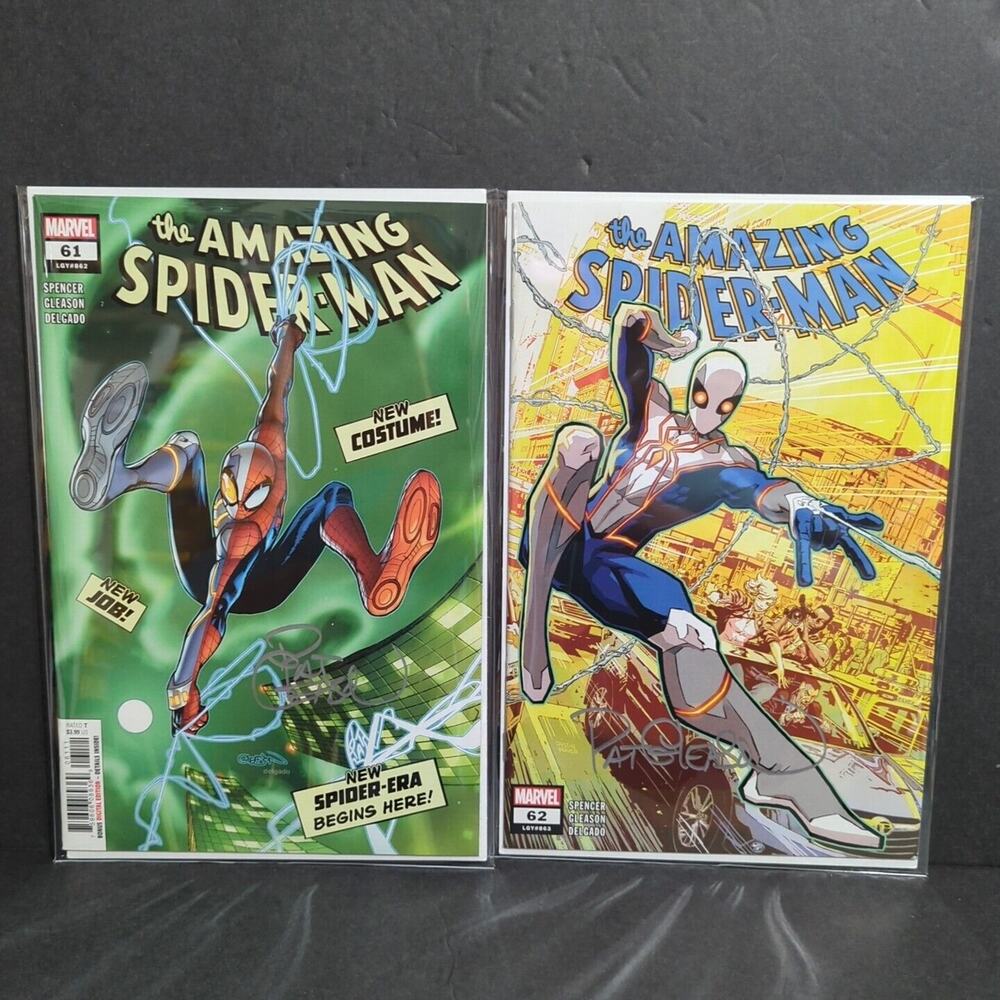 2 Book Lot NEW COSTUME Amazing Spider-Man 61/862‎ & 62/863 SIGNED By Pat Gleason